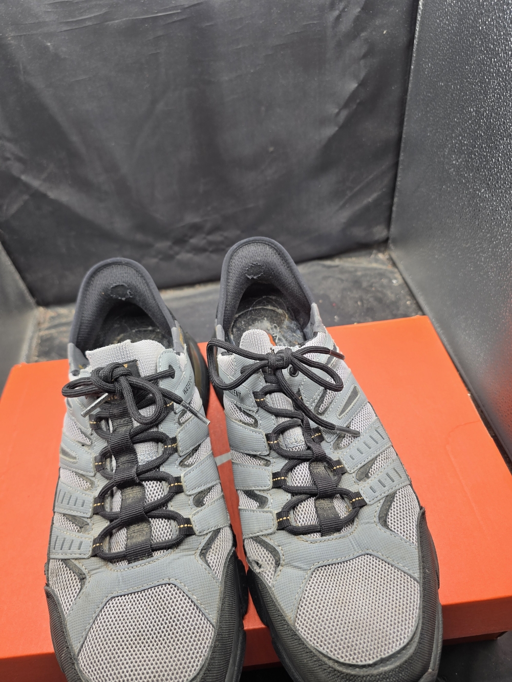 Skechers Men's Grey and Black Breathable Lace-Up Sneakers